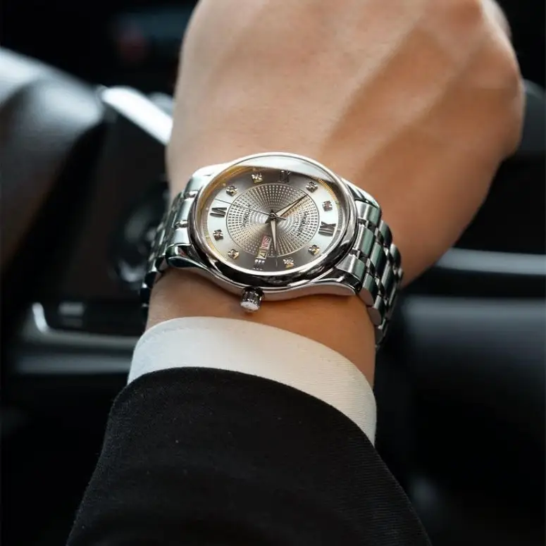 Guberson Men's Quartz Watch Black Leather Band