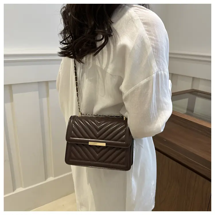 Korean Style White Crossbody Bag for Women 2026 — feature 14