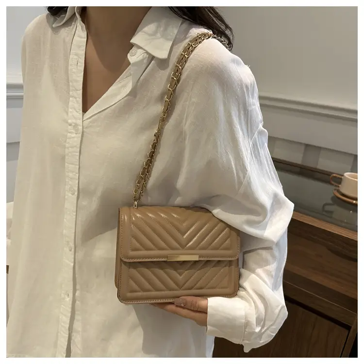 Korean Style White Crossbody Bag for Women 2026 — feature 18