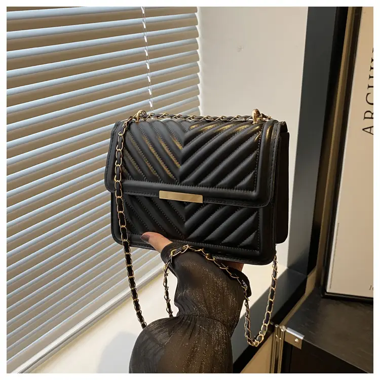 Korean Style White Crossbody Bag for Women 2026 — feature 23