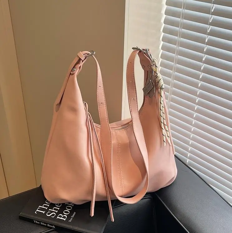 Women's Beige Leather Shoulder Bag with Adjustable Strap - Image 6
