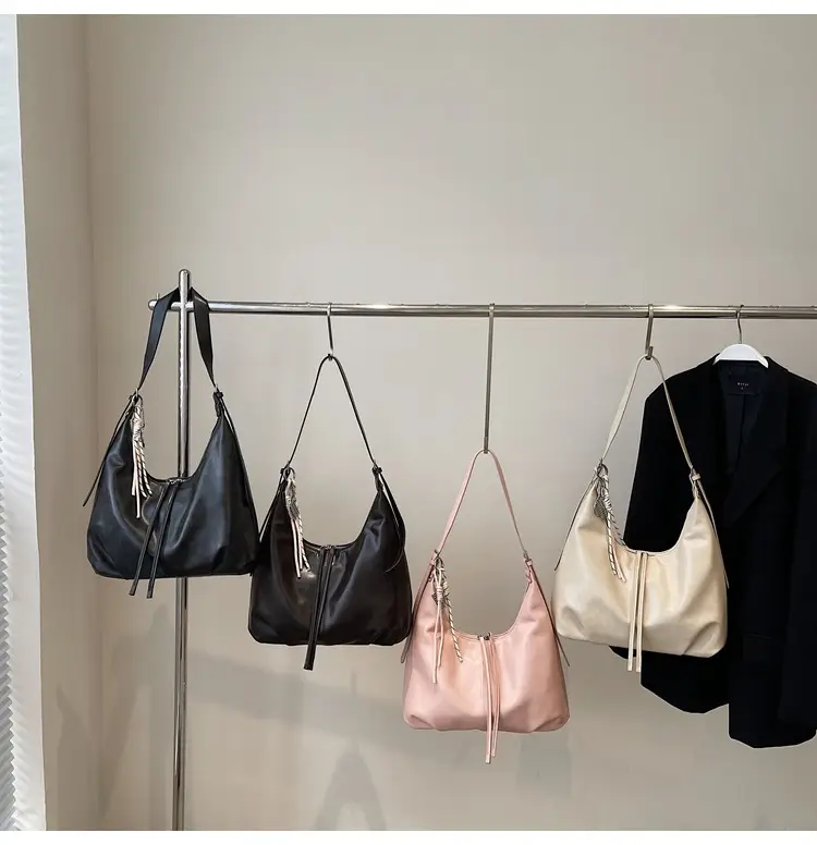 Women's Beige Leather Shoulder Bag with Adjustable Strap — feature 14