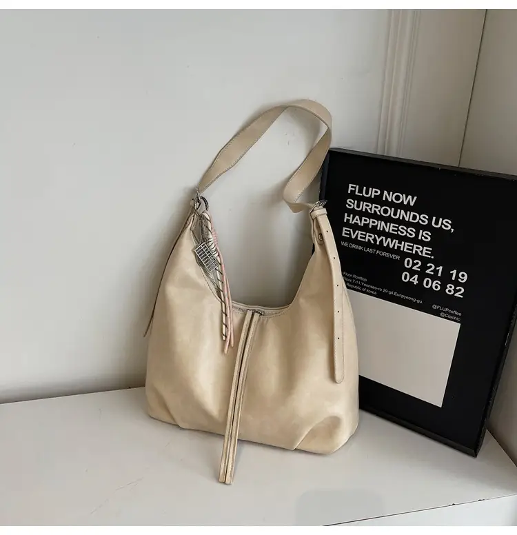 Women's Beige Leather Shoulder Bag with Adjustable Strap — feature 15