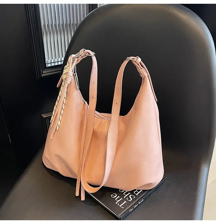 Women's Beige Leather Shoulder Bag with Adjustable Strap — feature 22