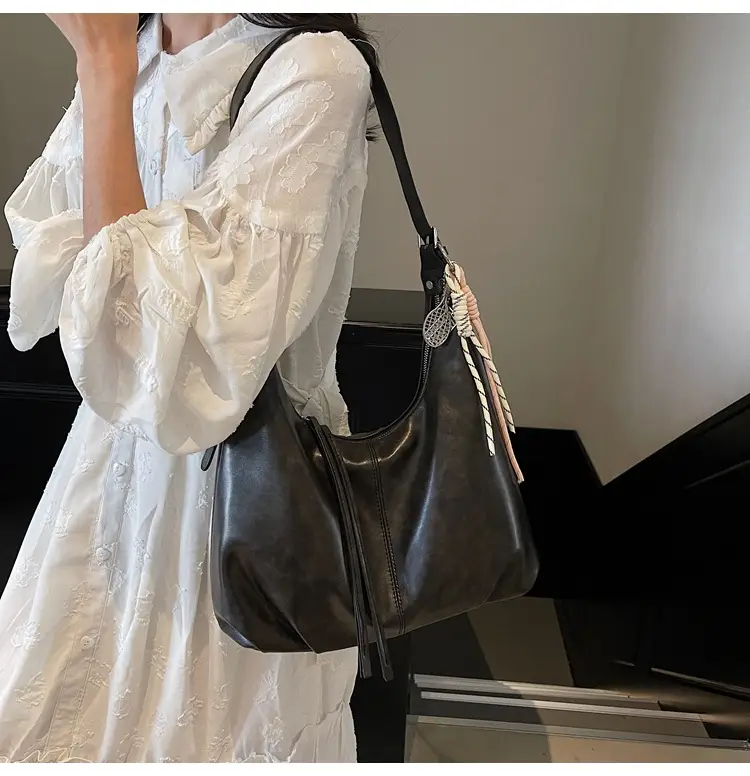 Women's Beige Leather Shoulder Bag with Adjustable Strap — feature 24