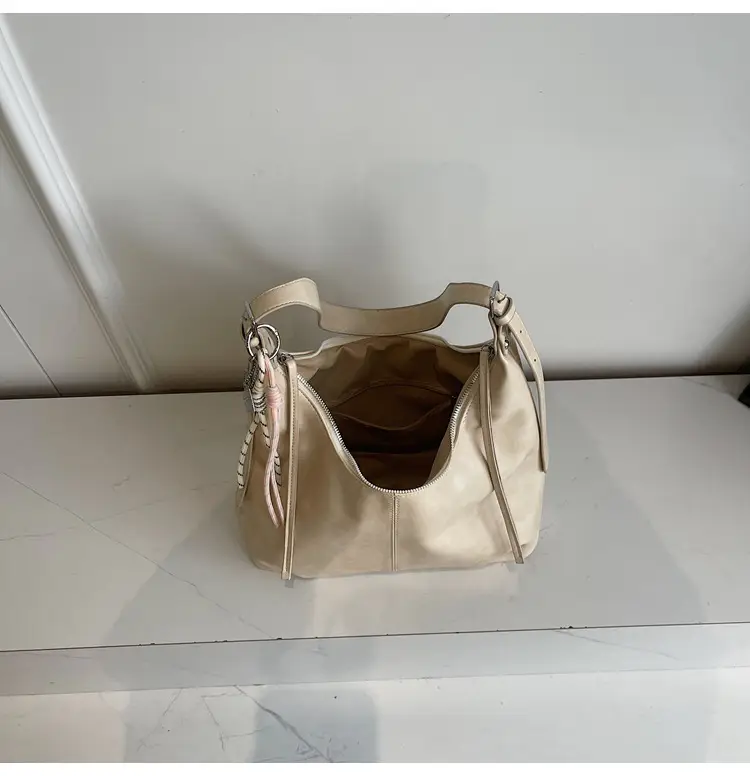 Women's Beige Leather Shoulder Bag with Adjustable Strap — feature 8