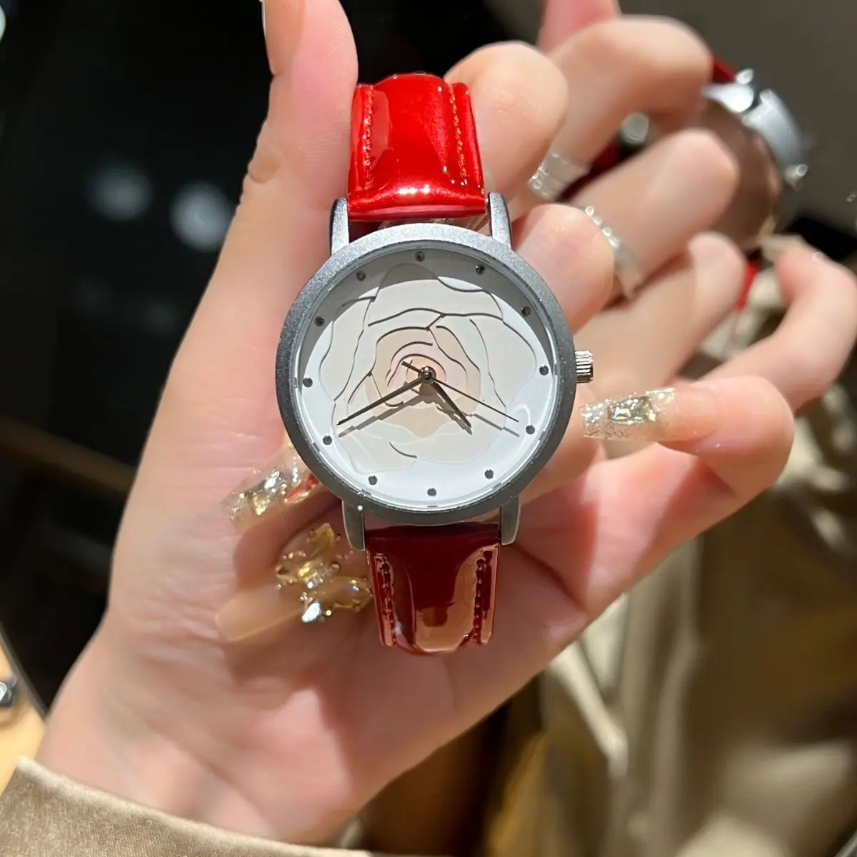 Women's Cross-Country Watch with White Leather Band & Heart Dial - Image 6