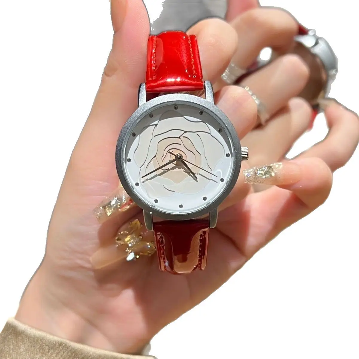 Women's Cross-Country Watch with White Leather Band & Heart Dial - Image 9