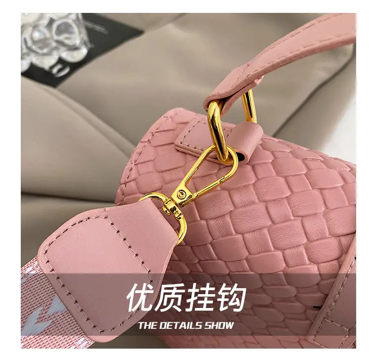 Silver Embossed Crossbody Bag for Women 2026 — feature 4