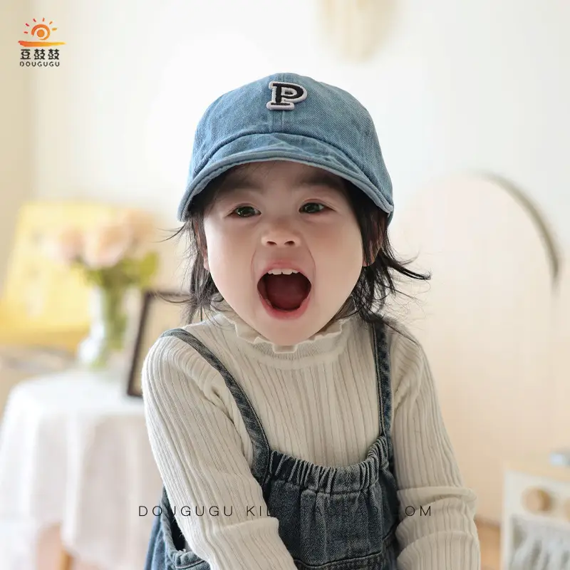 Kids Blue Denim Baseball Cap with Korean Letters P — feature 7