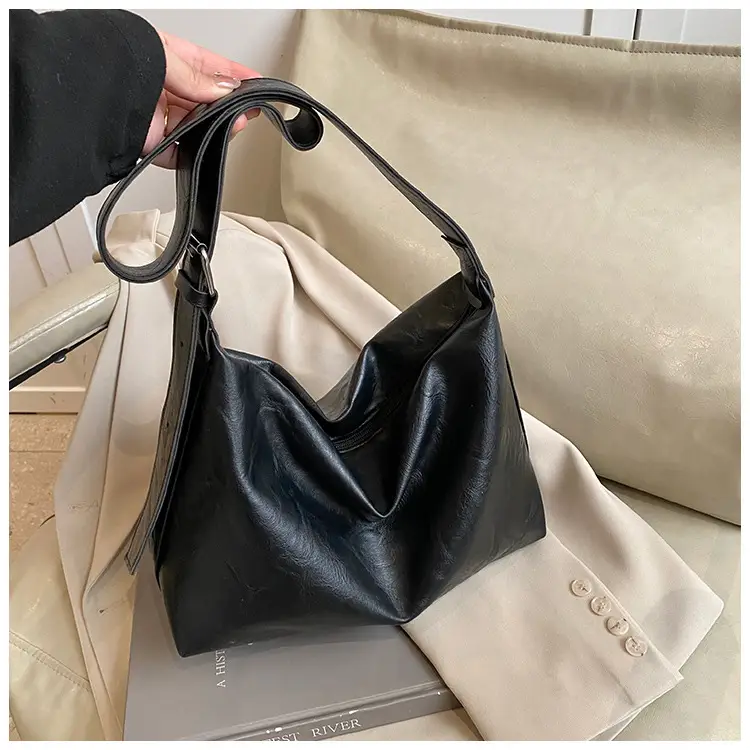 Women's Brown Leather Shoulder Bag Large Capacity 2025 - Image 5