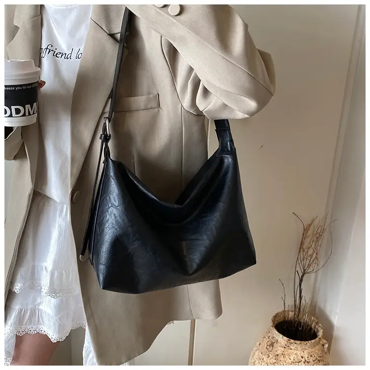 Women's Brown Leather Shoulder Bag Large Capacity 2025 - Image 6