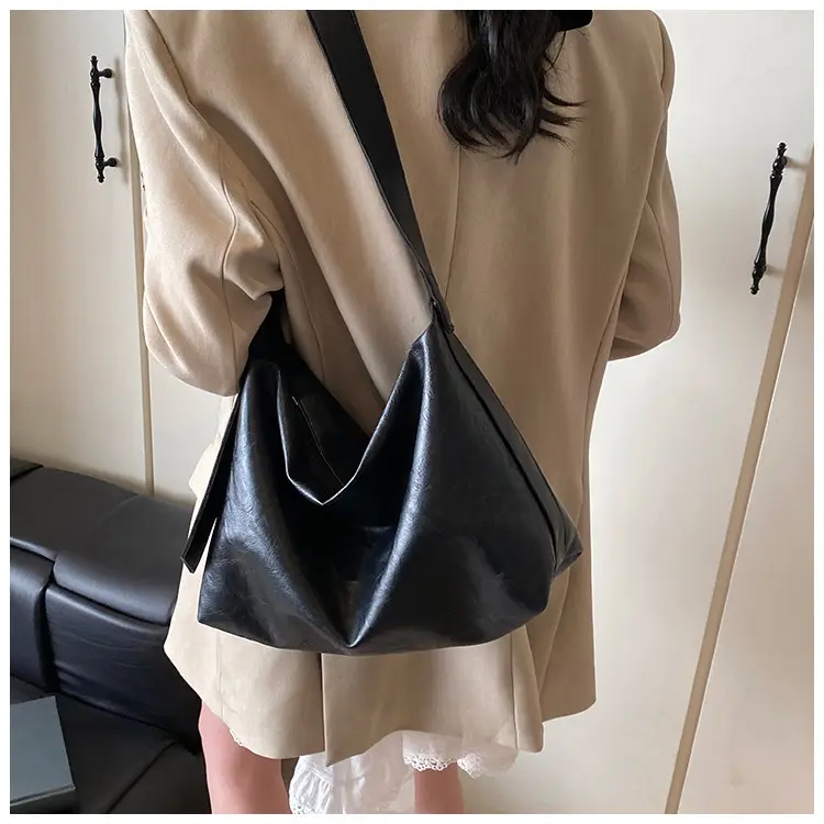 Women's Brown Leather Shoulder Bag Large Capacity 2025 — feature 16