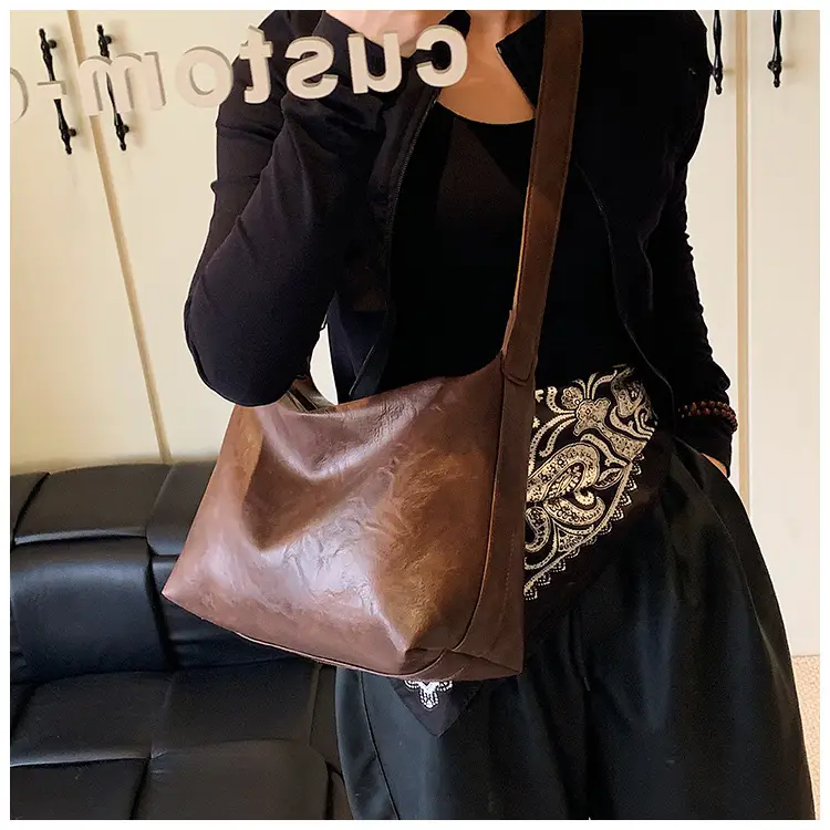 Women's Brown Leather Shoulder Bag Large Capacity 2025 — feature 34