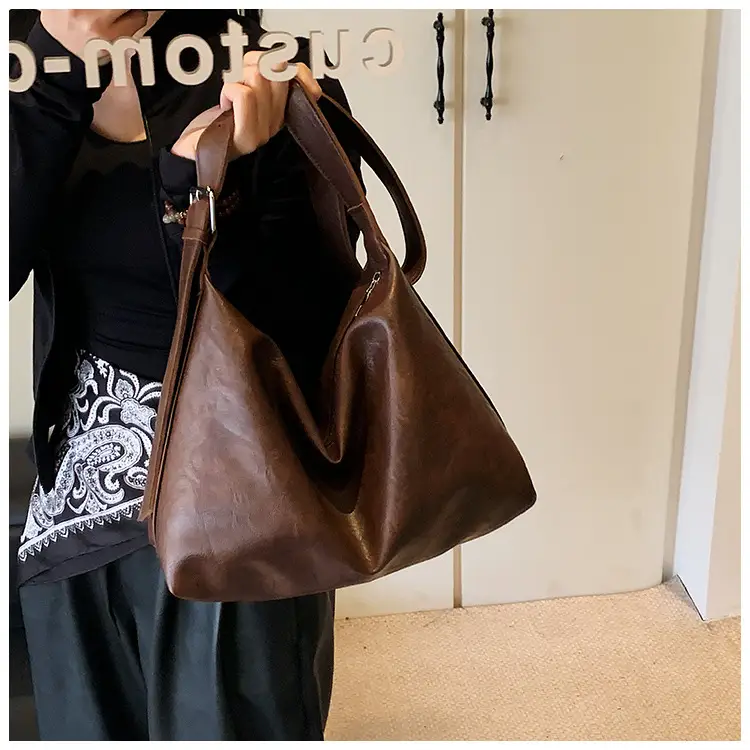 Women's Brown Leather Shoulder Bag Large Capacity 2025 — feature 35