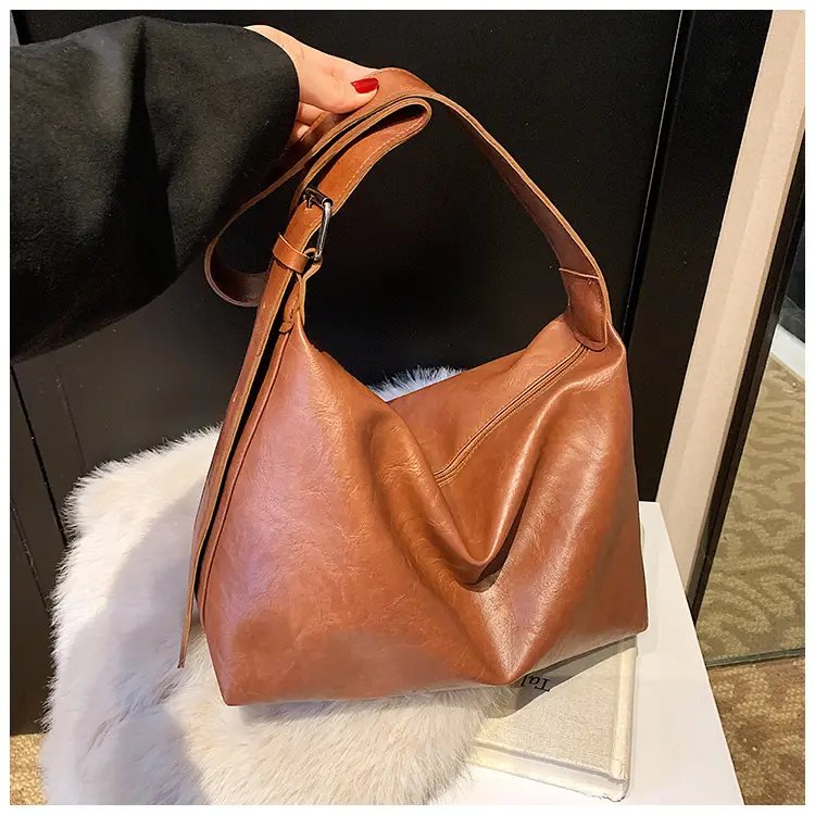 Women's Brown Leather Shoulder Bag Large Capacity 2025 - Image 3