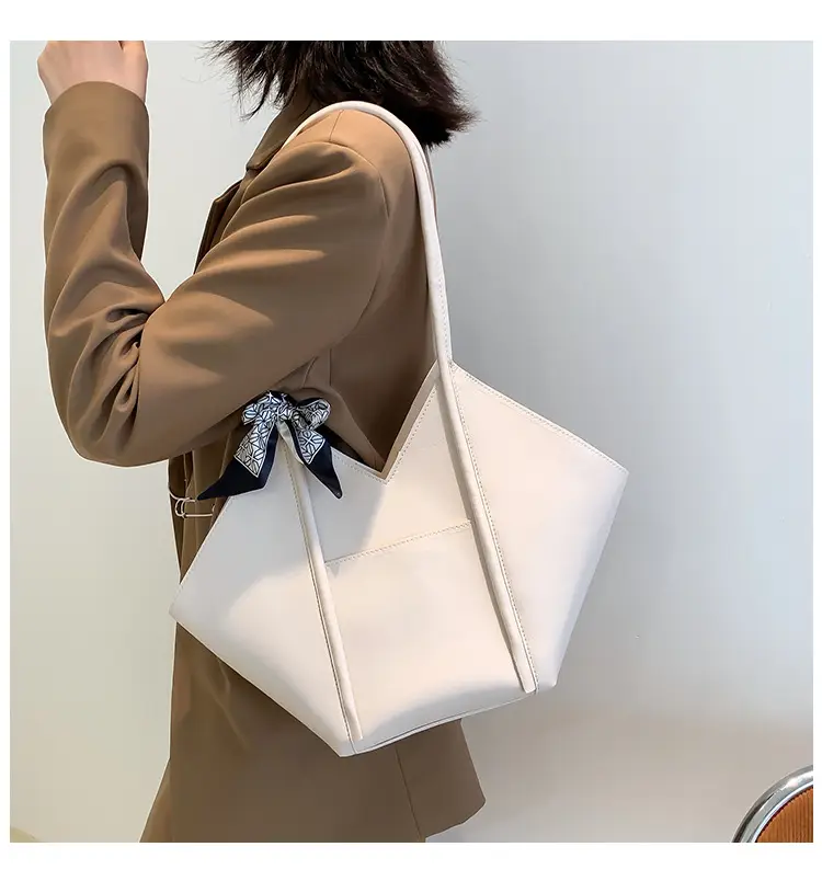 Women's Large Capacity Embroidered Bow Shoulder Bag — feature 10