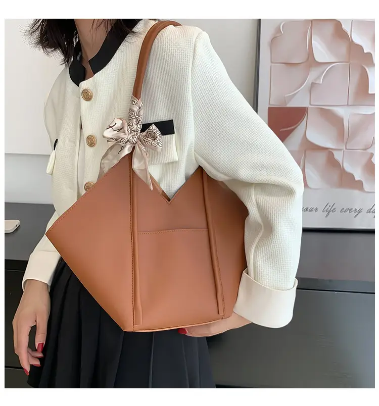 Women's Large Capacity Embroidered Bow Shoulder Bag — feature 15