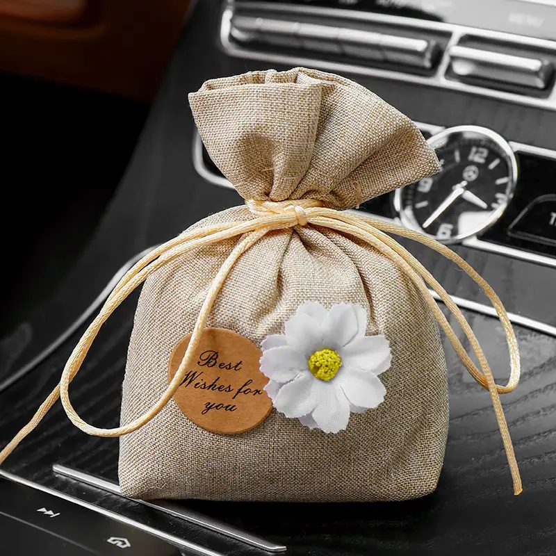 Car aromatherapy car perfume car odor removal advanced sachet pendant car fragrance bag jewelry fragrance gardenia
