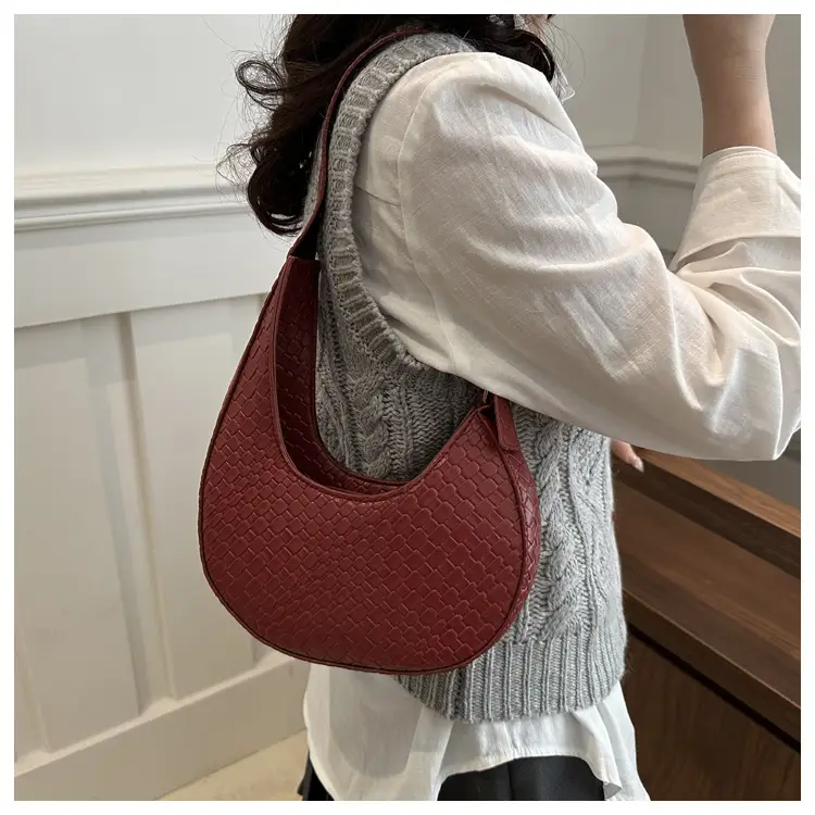 Retro Woven Crescent Shoulder Bag Women Maroon 2025 — feature 11