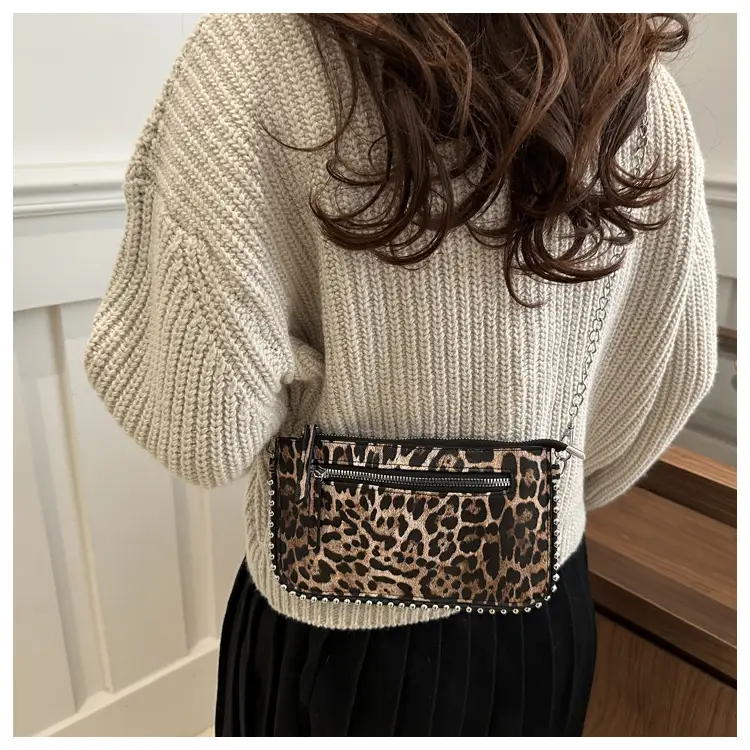 Gold Chain Shoulder Crossbody Bag for Women — feature 16