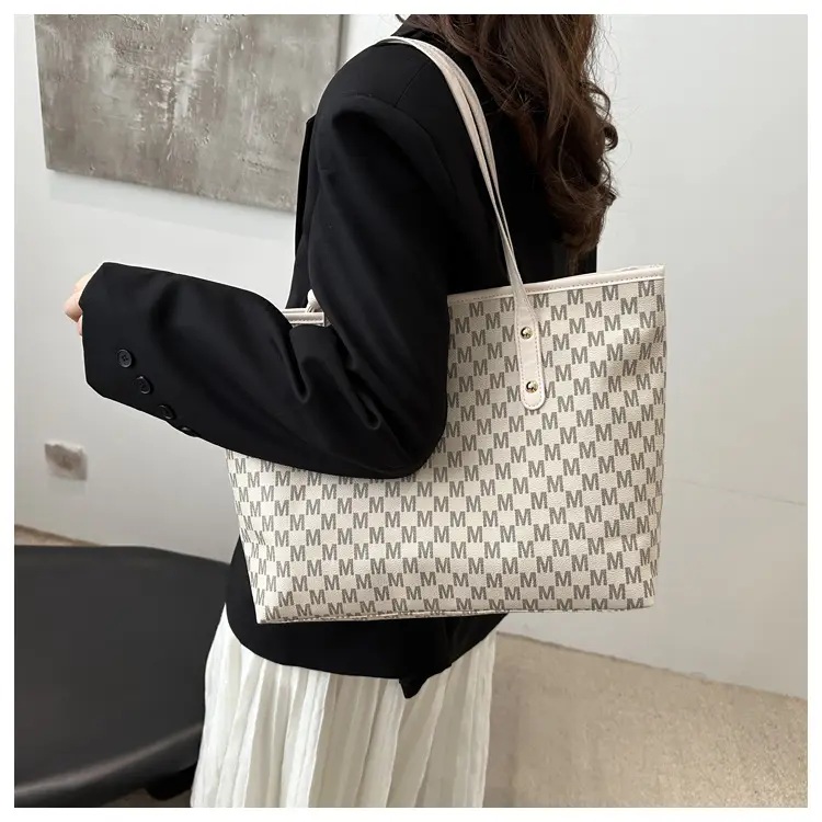 Pink Checkered Women's 2-Tone Tote Bag with Compact Pouch — feature 11