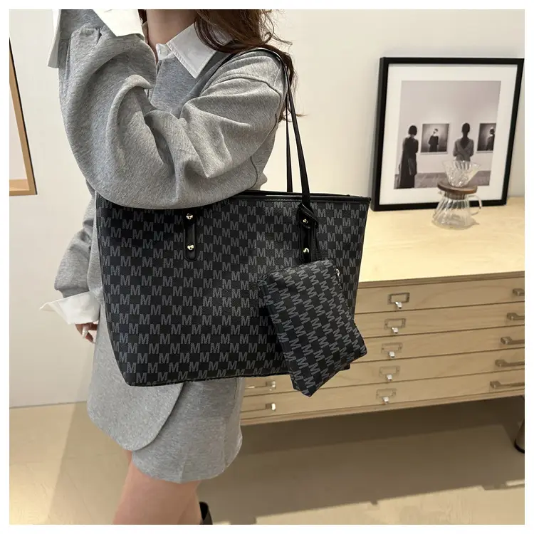Pink Checkered Women's 2-Tone Tote Bag with Compact Pouch — feature 18