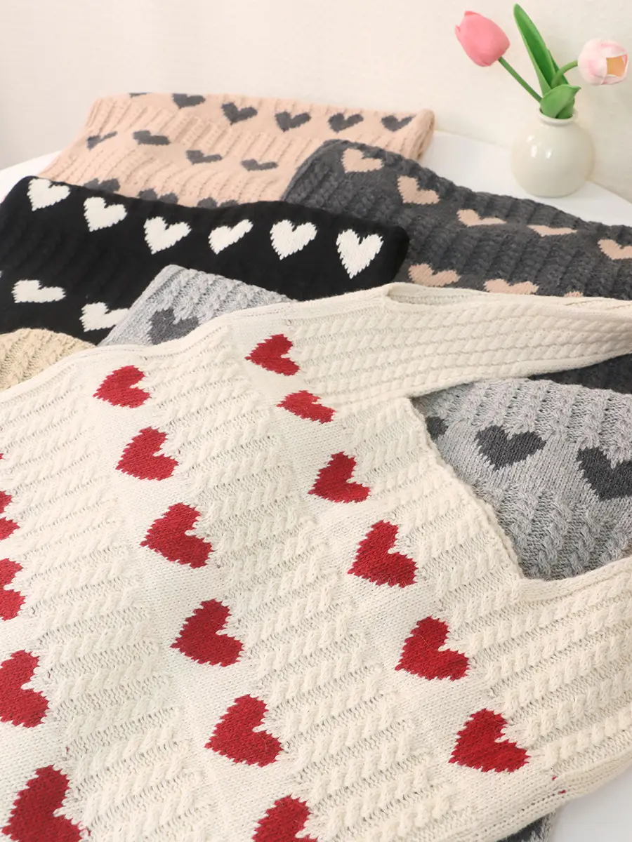 Knitted Heart Tote Bag Large Capacity Women's Shoulder Bag - Image 9