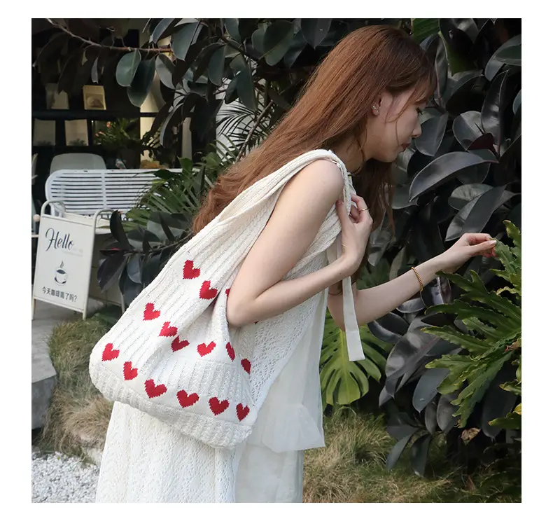 Knitted Heart Tote Bag Large Capacity Women's Shoulder Bag — feature 14