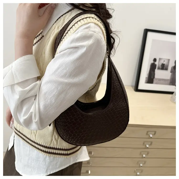 Maroon Retro Woven Crescent Shoulder Bag Women 2025 — feature 18