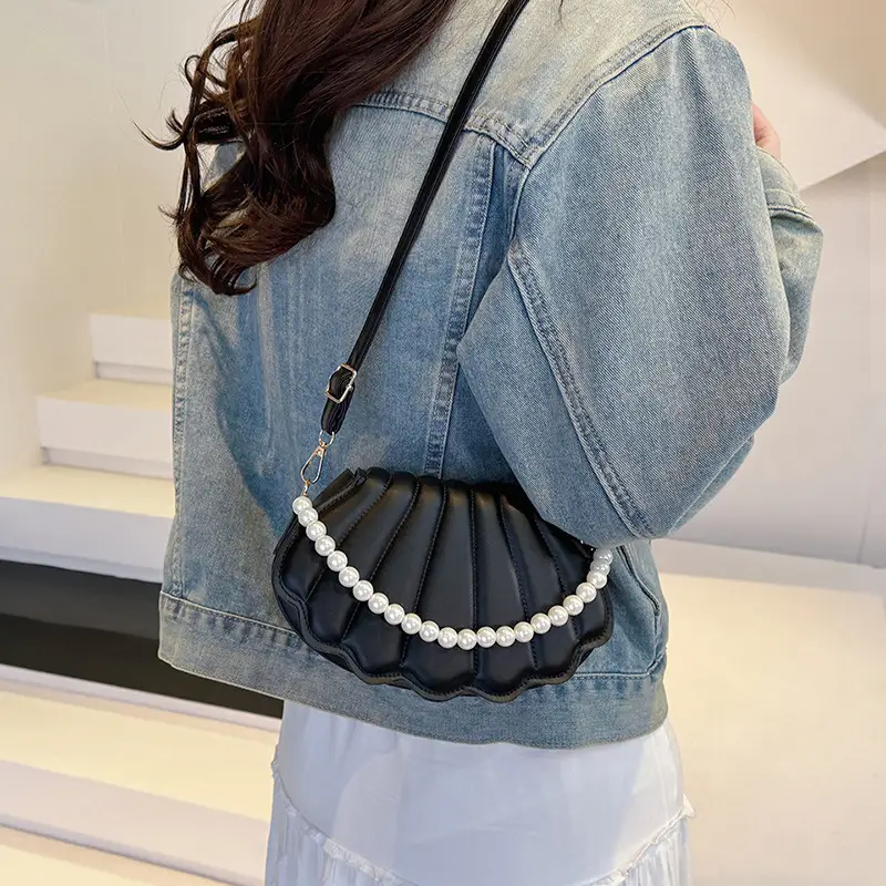Red Pearl Crossbody Bag for Women Spring 2025 - Image 6