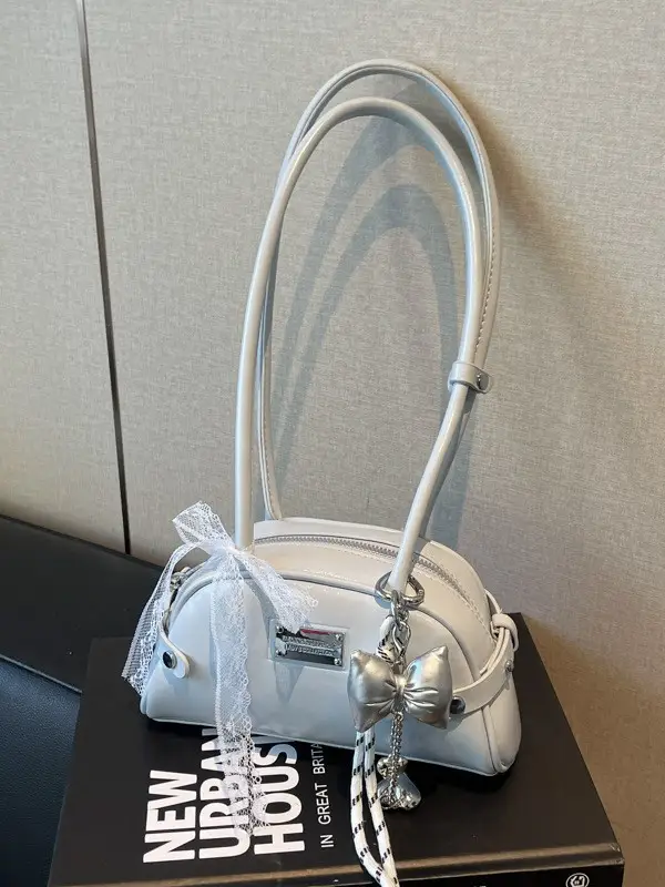 Red Korean Women's Shoulder Bag with Bow Decor - Image 12