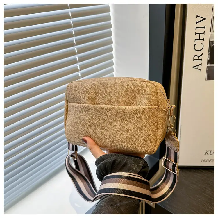 Women's White Square Messenger Bag with Wide Strap — feature 18