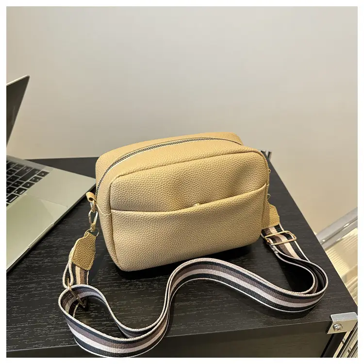 Women's White Square Messenger Bag with Wide Strap — feature 20