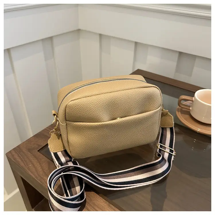 Women's White Square Messenger Bag with Wide Strap — feature 25