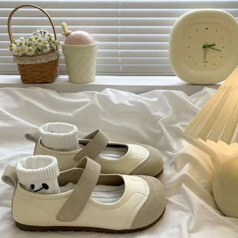 2025 Spring Explosions Retro Single-layer Shoes Women's All-match New Casual Soft-soled Lightweight Shallow Flat Mary Jane Shoes - Image 2