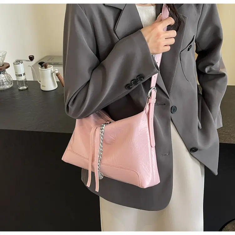 Women's Black Leather Shoulder Crossbody Bag Spring Summer 2025 — feature 14