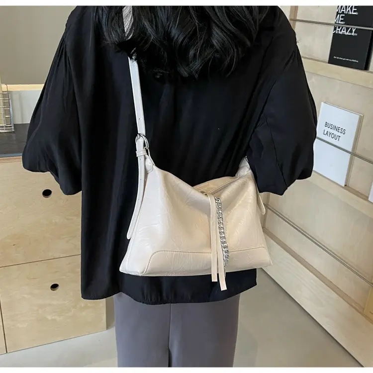 Women's Black Leather Shoulder Crossbody Bag Spring Summer 2025 — feature 16