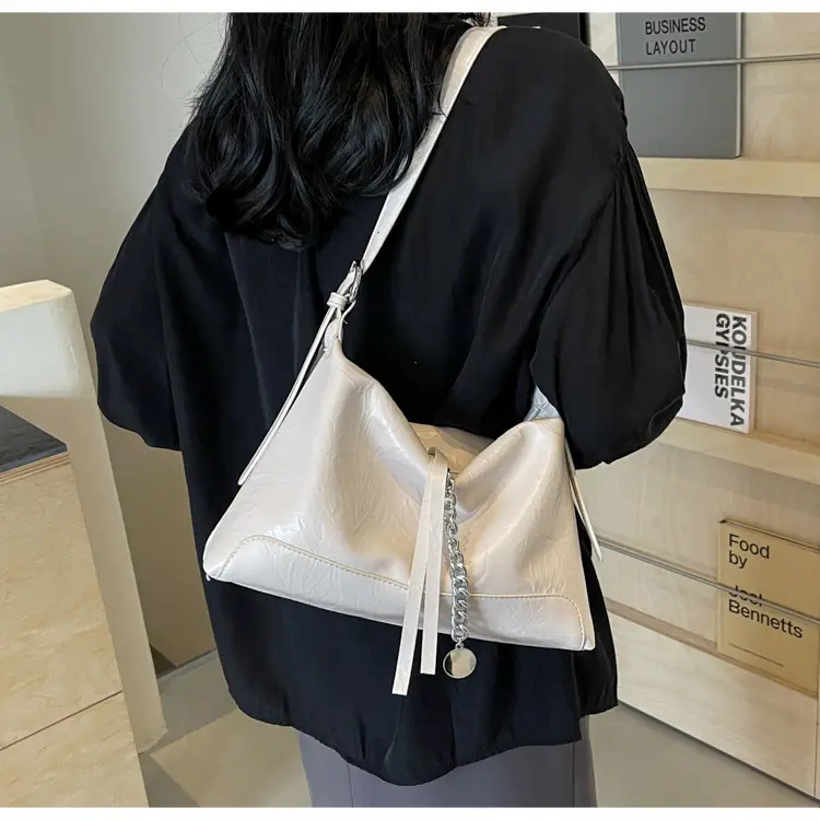 Women's Black Leather Shoulder Crossbody Bag Spring Summer 2025 — feature 19