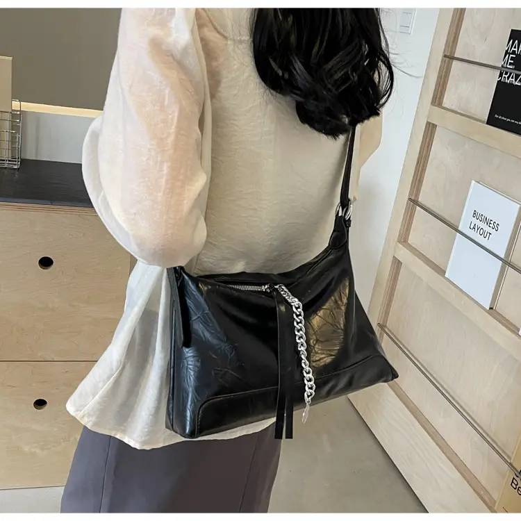 Women's Black Leather Shoulder Crossbody Bag Spring Summer 2025 — feature 21