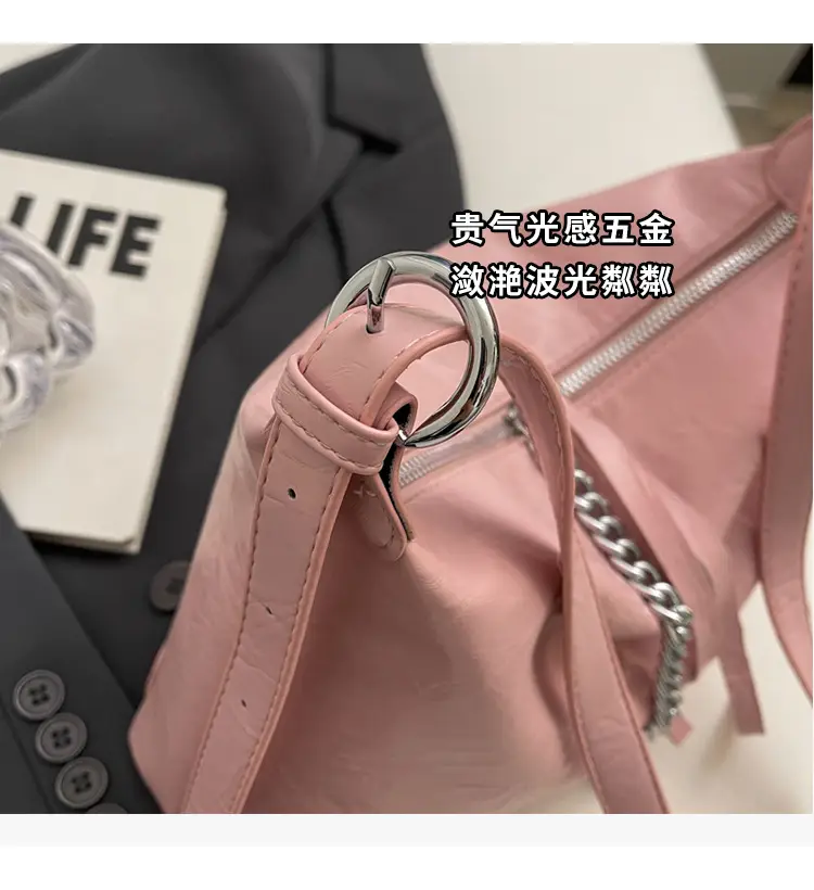 Women's Black Leather Shoulder Crossbody Bag Spring Summer 2025 — feature 4