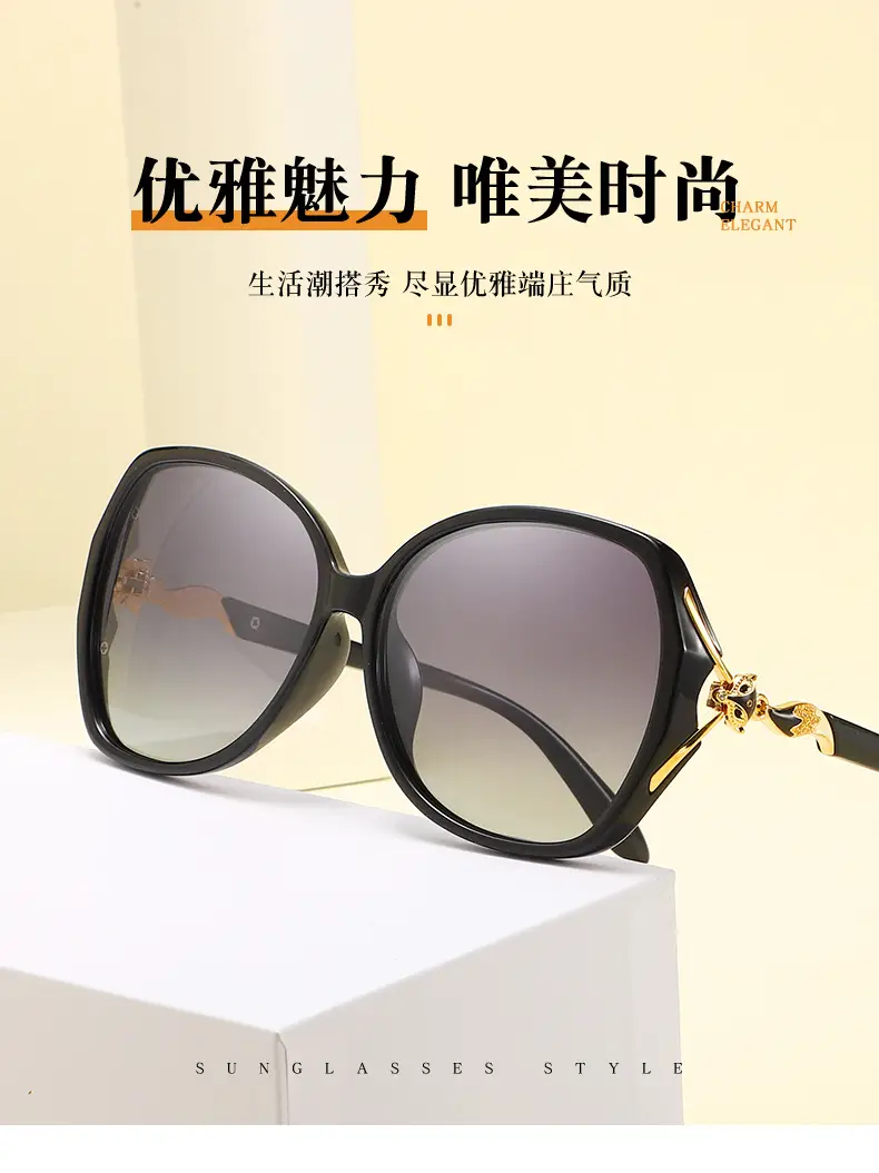 Women's Polarized Mirror Leg Sunglasses Gold Frame — feature 2