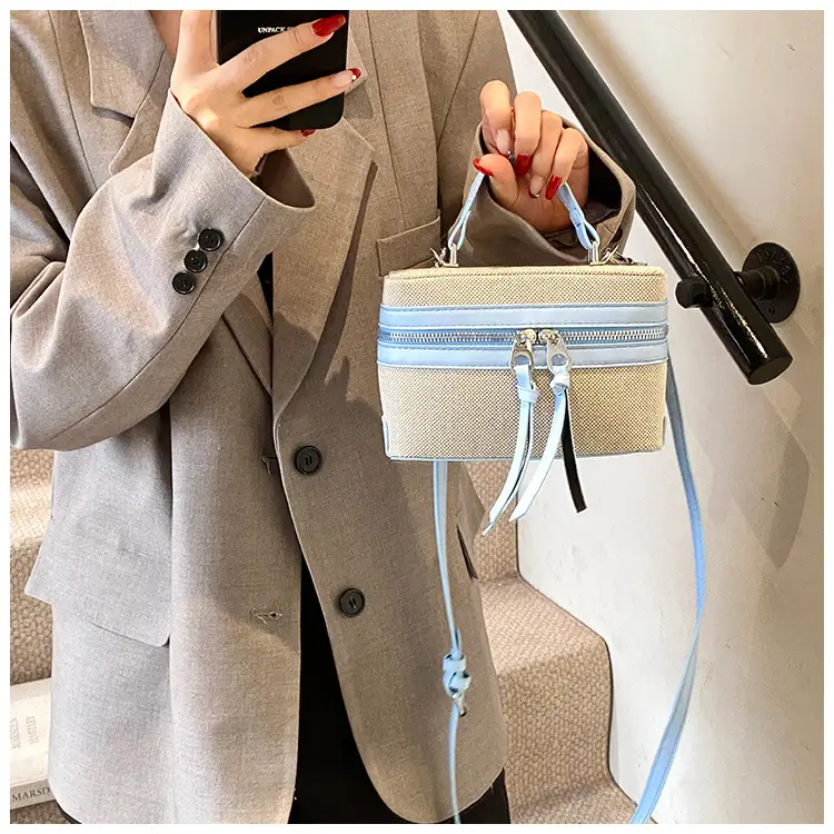 Pink Grey Contrast Stitching Shoulder Bag 2025 — feature 23
