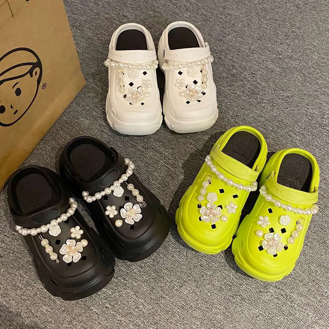 Thick Sole Cave Shoes Women's Stomp Feeling Medical Soft Sole Baotou Anti-slip Fashionable Platform Slippers Women's Outer Wear Sandals - Image 5