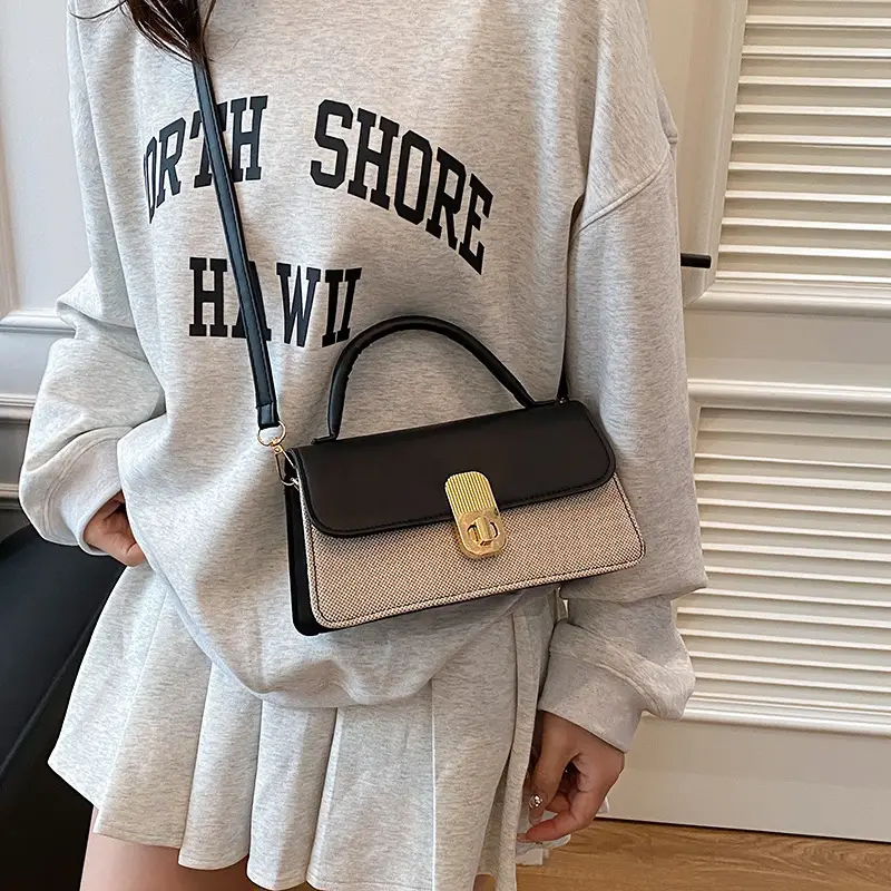 Women's Pink Crossbody Bag with Gold Clasp 2025 New Arrival - Image 8