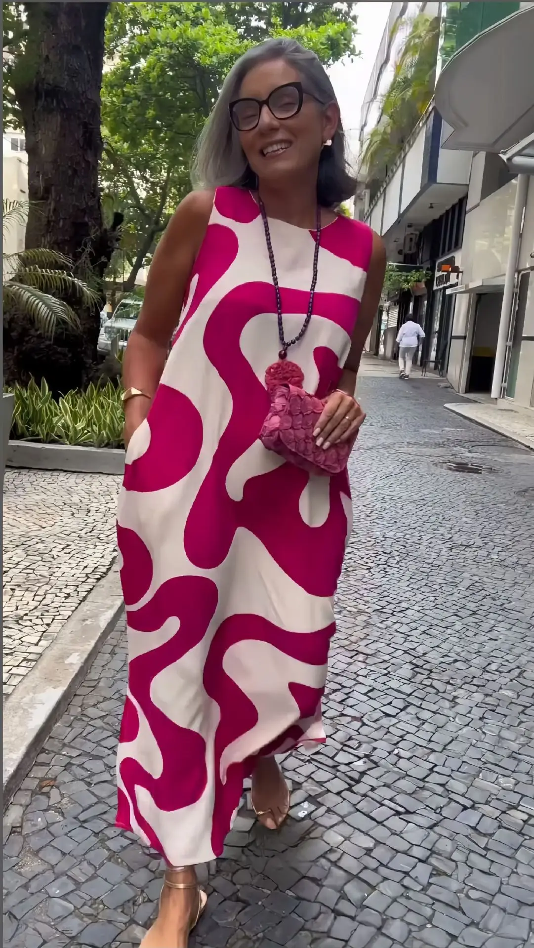 European American Printed V-Neck Sleeveless Dress — feature 11