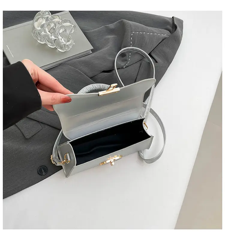 Summer 2026 Vintage Crossbody Bags for Women — feature 25