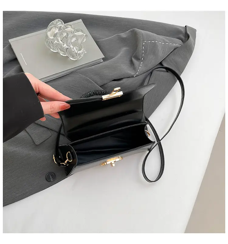 Summer 2026 Vintage Crossbody Bags for Women — feature 29