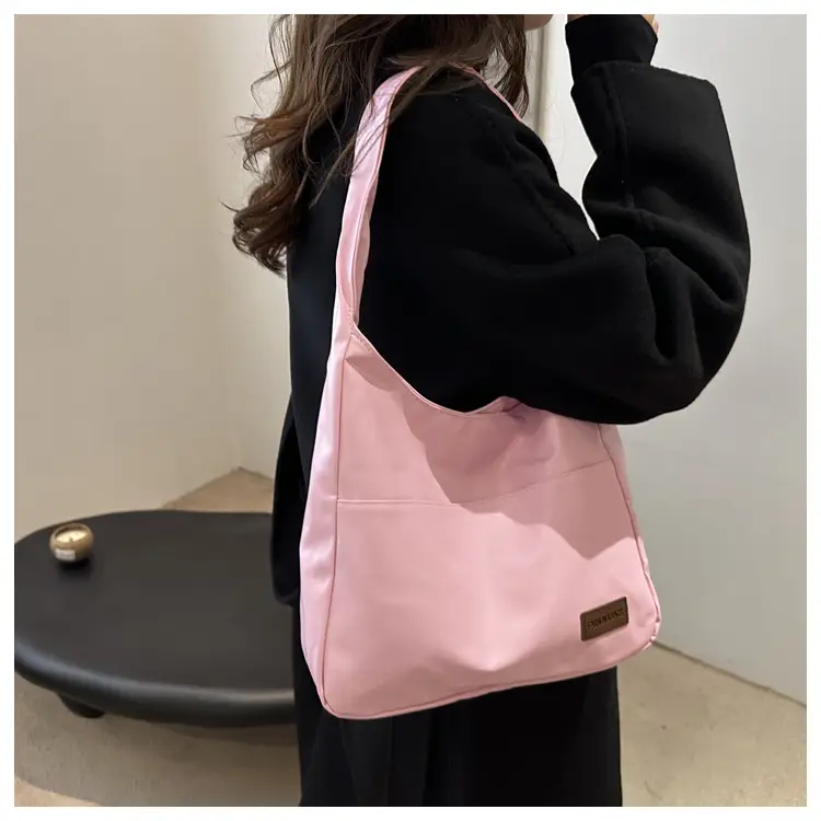 White PU Shoulder Bag for Women 2025 — feature 12