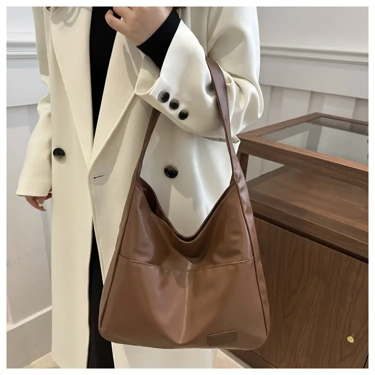 White PU Shoulder Bag for Women 2025 — feature 14
